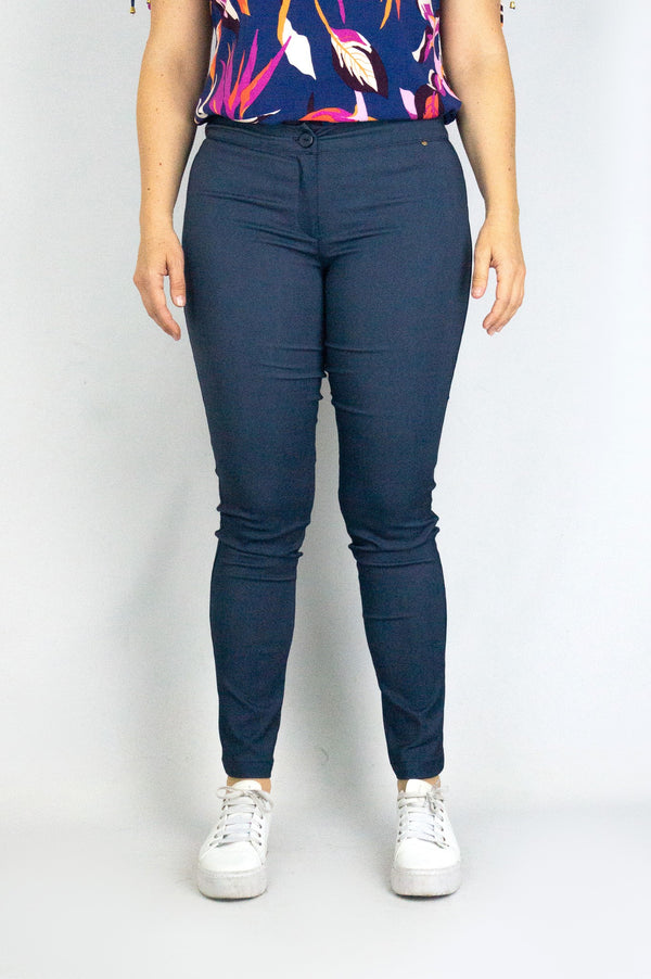 Pantalón ajustado con pretina