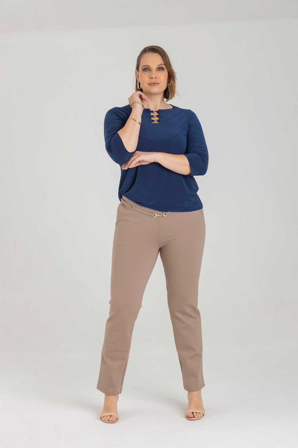 Pantalón silueta ajustada