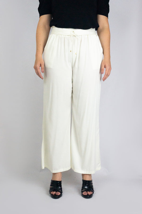 Pantalón con cinturón incoporado