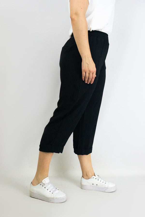 Pantalón capri con pretina resortada