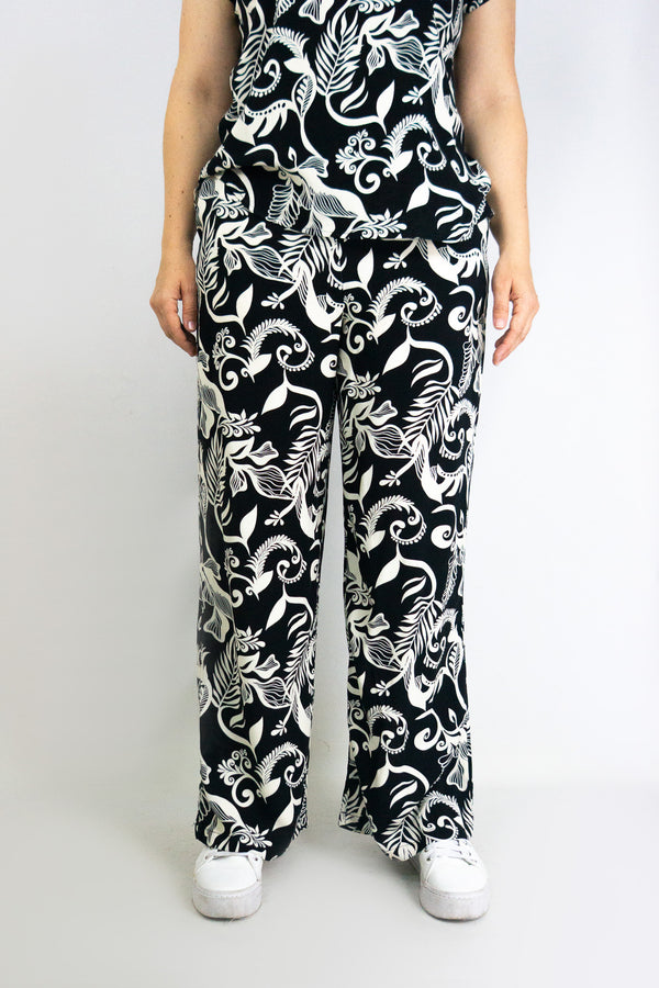 Pantalón silueta amplia