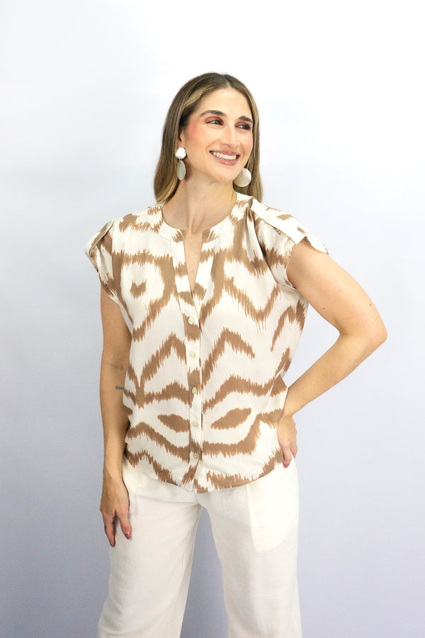 Blusa con perilla