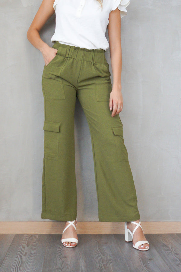 Pantalón con bolsillos cargo