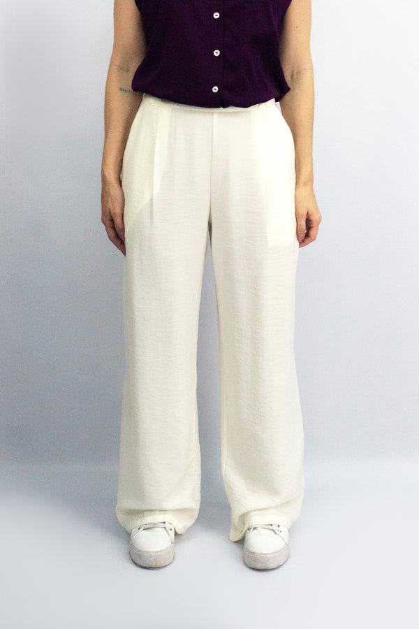 Pantalón silueta amplia