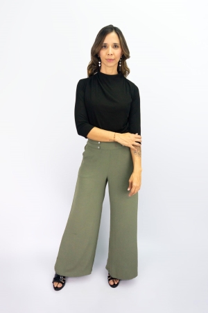 Pantalón silueta amplia